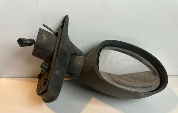 Renault Twingo I Front door electric wing mirror 