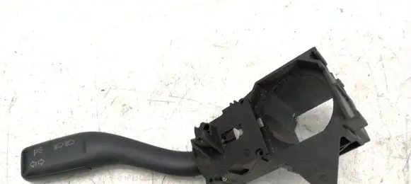 Audi A4 S4 B6 8E 8H Indicator stalk 8E0953513A