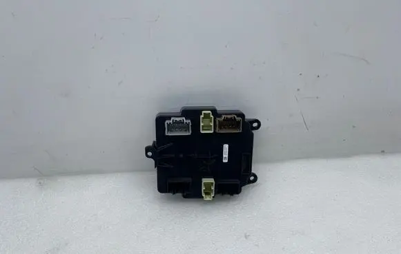 Tesla Model X Door control unit/module 106205610B
