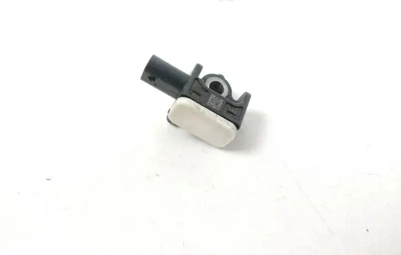 Porsche Taycan 9J1 Airbag deployment crash/impact sensor 971907651