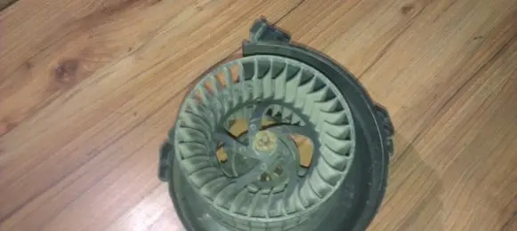 Renault 19 Heater fan/blower a36251149u