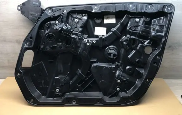 Mercedes-Benz E W213 Front window lifting mechanism without motor A2050047599 0007589656 A0009065706