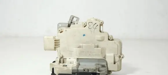Audi A6 S6 C6 4F Rear door lock 4F0839015A