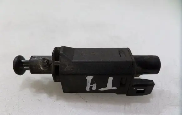 Volkswagen Transporter - Caravelle T4 Brake pedal sensor switch 191945515
