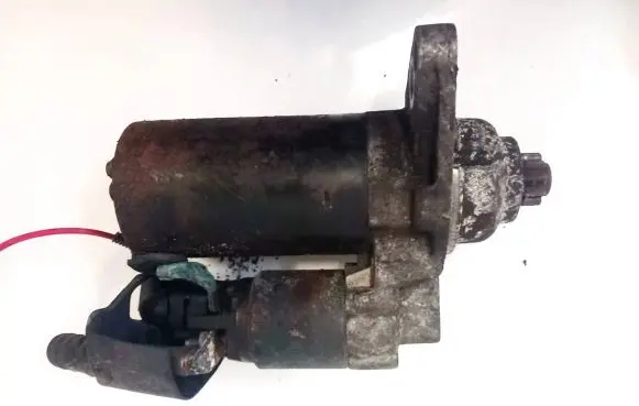 Volkswagen PASSAT B6 Starter motor 1005831311