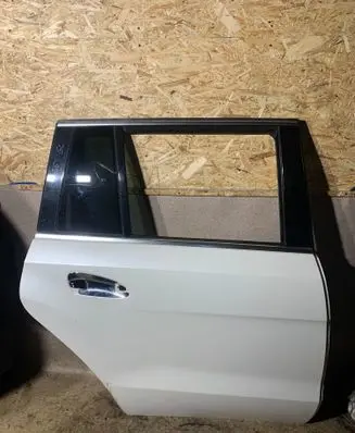 Mercedes-Benz GL X166 Rear door 