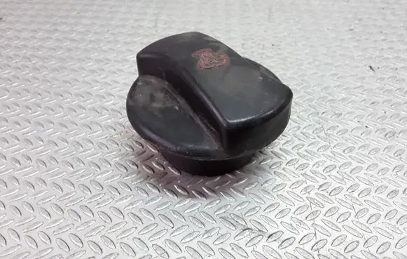 Ford Galaxy Coolant expansion tank/reservoir cap 7M0121321