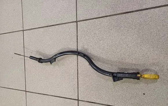 Oil level dip stick