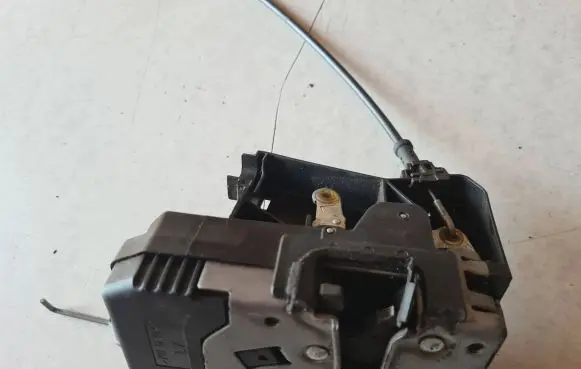 Renault Trafic II (X83) Front door lock PBTGF30
