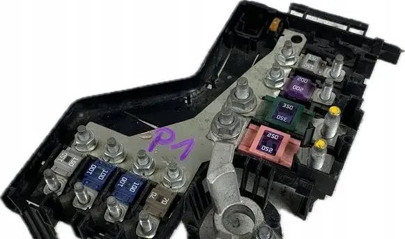 Chevrolet Volt II Fuse box set