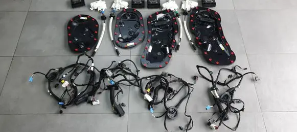Audi Q8 Lock set 4K1837015L 4K1837016L 4K1839015S