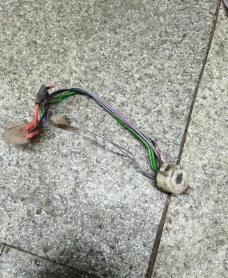 BMW 3 E30 Ignition lock contact 1372567