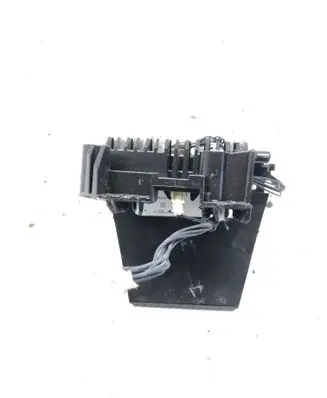 Headlight part