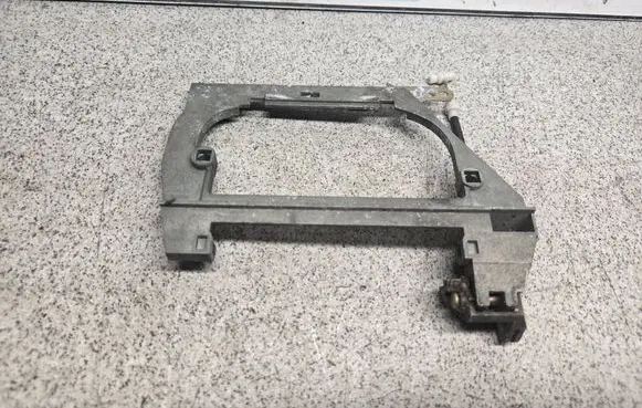 BMW 7 E38 Rear door exterior handle/bracket 51228245346