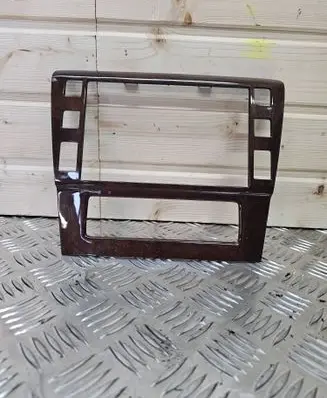 Radio/GPS head unit trim