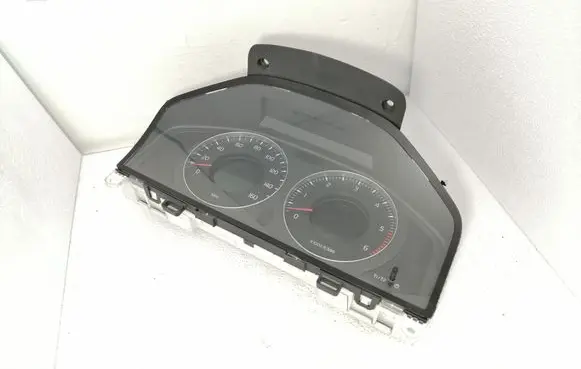 Volvo V70 Speedometer (instrument cluster) 31254540AA