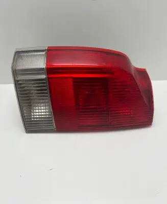 Volvo V70 Rear/tail lights 9154497 9154501