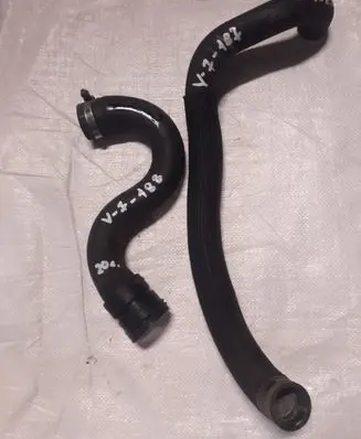 Volvo XC60 Engine coolant pipe/hose