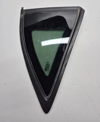 Chevrolet Camaro Rear side window 43R001237 DOT15AS2M100