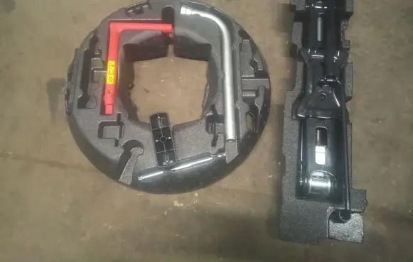 Audi A5 Tool set 8W0012109E