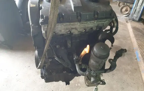 Audi A4 S4 B5 8D Engine