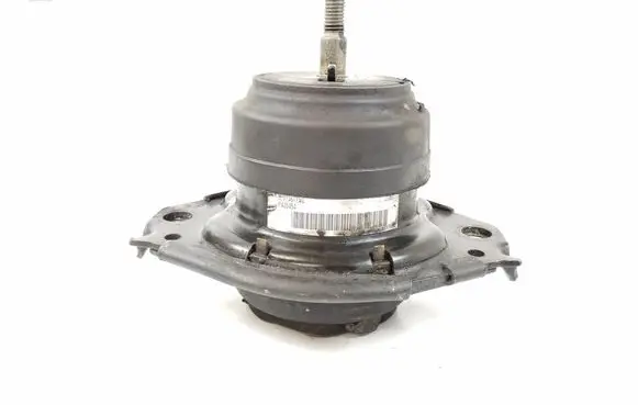 Engine mount bracket