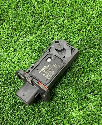 BMW X5 G05 Mass air flow meter 8580022 0281006812