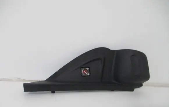 Citroen C3 Dashboard side end trim 981239977