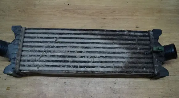Ford Transit Intercooler radiator CC119L440AD