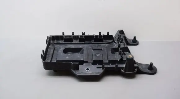 Battery box tray