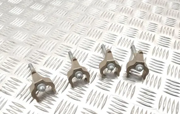 BMW 3 F30 F35 F31 Fuel Injector clamp holder 