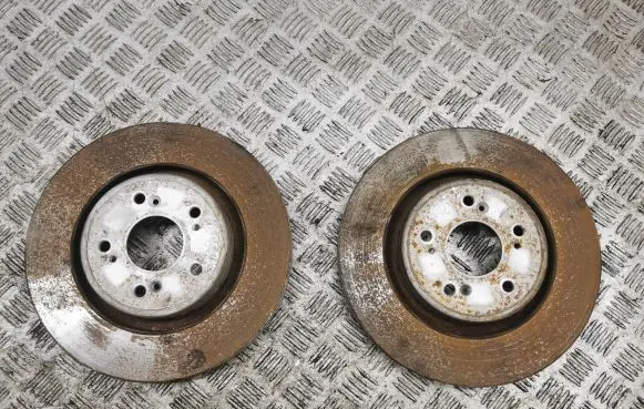 Honda CR-V Front brake disc