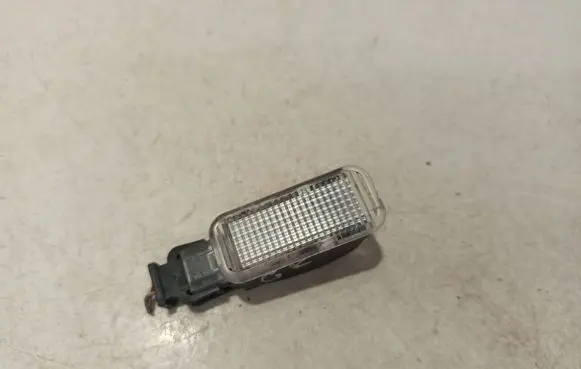 Volkswagen Phaeton Other interior light 4B0947415A