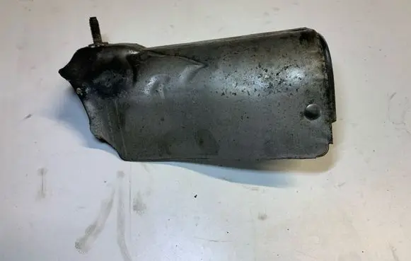 BMW 3 E90 E91 Exhaust heat shield 7797685