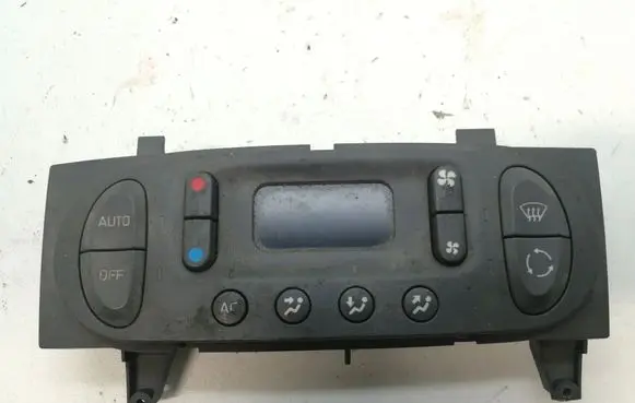 Renault Megane I Interior fan control switch 7700435401