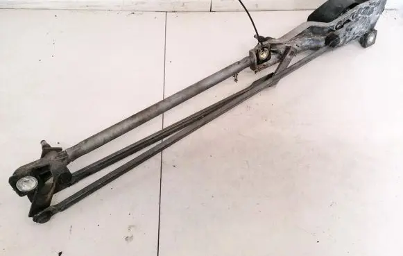 Ford Focus Front wiper linkage and motor