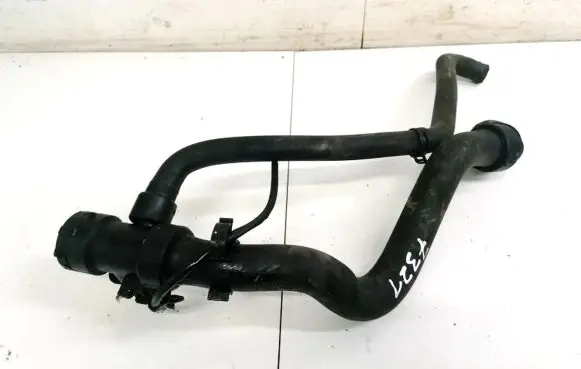 Skoda Superb B5 (3U) Engine coolant pipe/hose 4B0121049S CZHT4