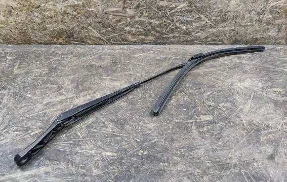 Volkswagen Caddy Front wiper blade arm 2K1955409B