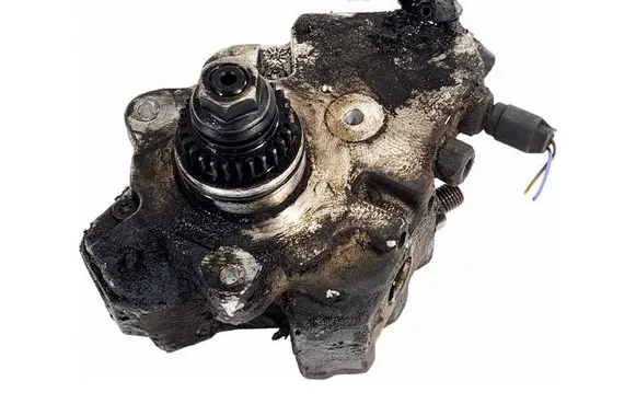 Mercedes-Benz B W245 Fuel injection high pressure pump 0445010120
