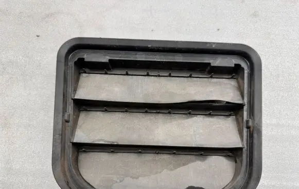 Volvo XC90 Quarter panel pressure vent 31369380