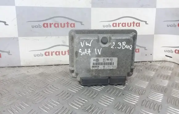 Volkswagen Golf IV Engine control unit/module 071906018 0261204753