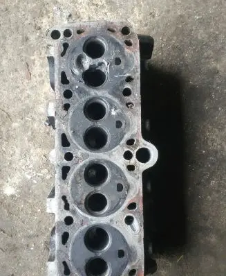 Volkswagen Golf II Engine head 068103373M