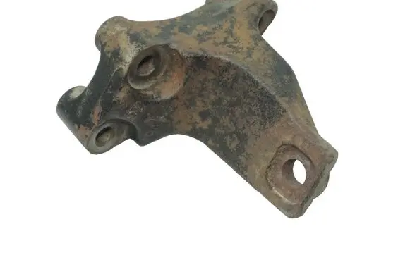 Toyota Previa (XR30, XR40) II Engine mounting bracket