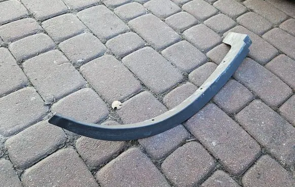 Toyota Highlander XU70 Rear arch trim 616680E080