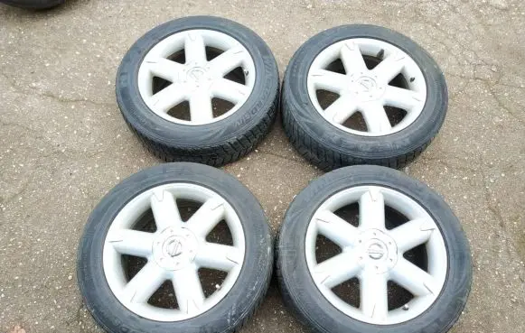Nissan Terrano R18 alloy rim SLC81862