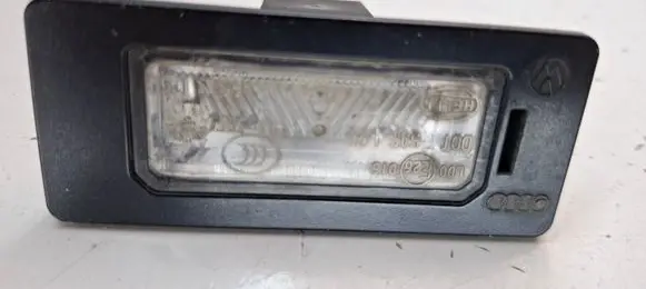 Audi Q5 SQ5 Number plate light 8T0943021