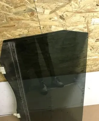 KIA Soul Rear door window glass