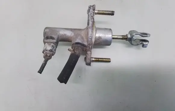 Honda Civic Clutch master cylinder