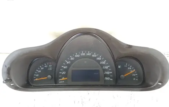 Mercedes-Benz C W203 Speedometer (instrument cluster) 88311323