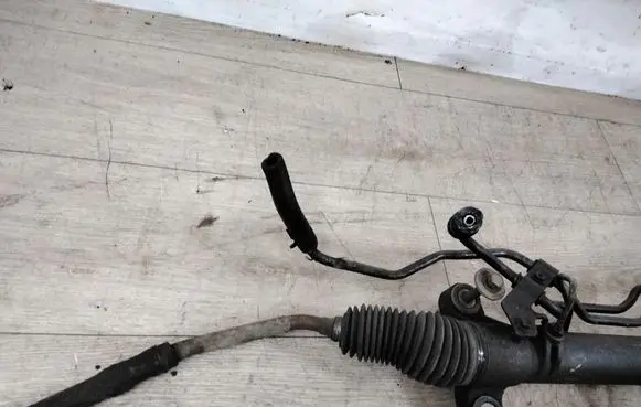 Toyota Avensis Verso Steering rack
